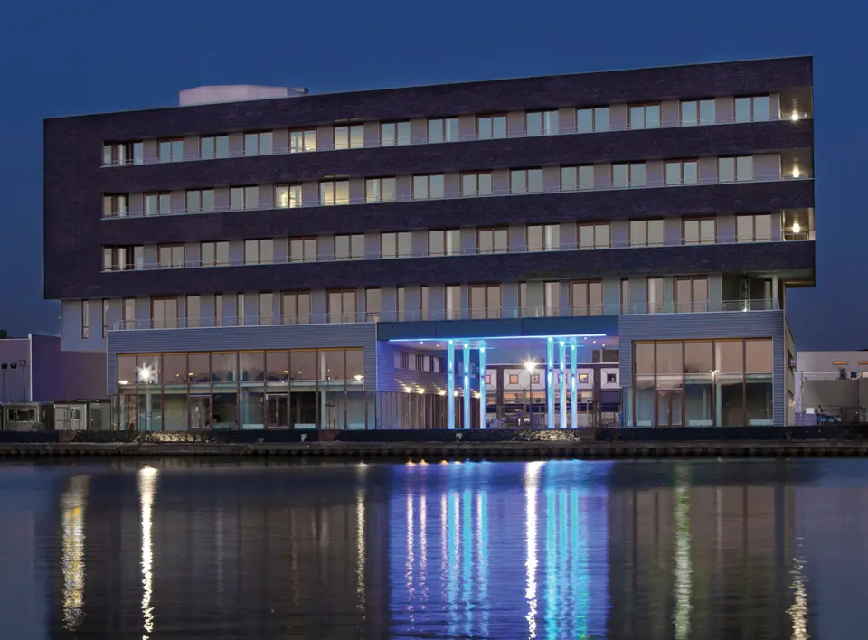 Bedrijvencomplex haarlem blauwe baronnen 1 werken projecten vsap architects