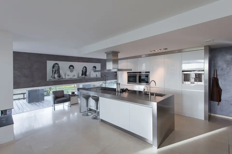 Moderne villa Nieuwerkerk ad IJssel 3 interieur projecten VSAP architects